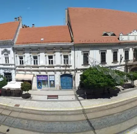 Belvárosi Vintage A Sétálóutcán Apartamento *